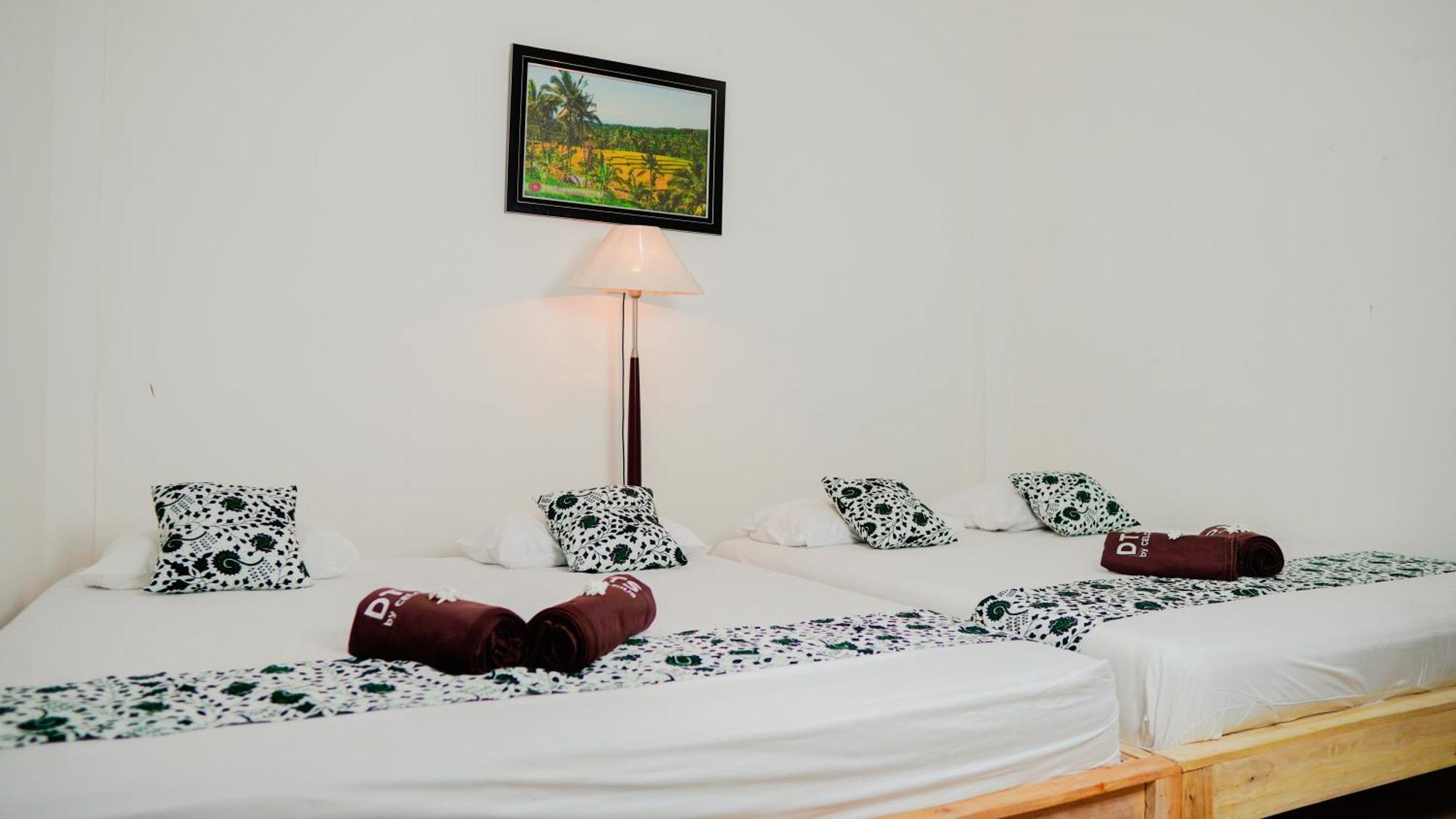 Dormitory Tourism Sritanjung Banyuwangi By Gajahsora Management Bagian luar foto