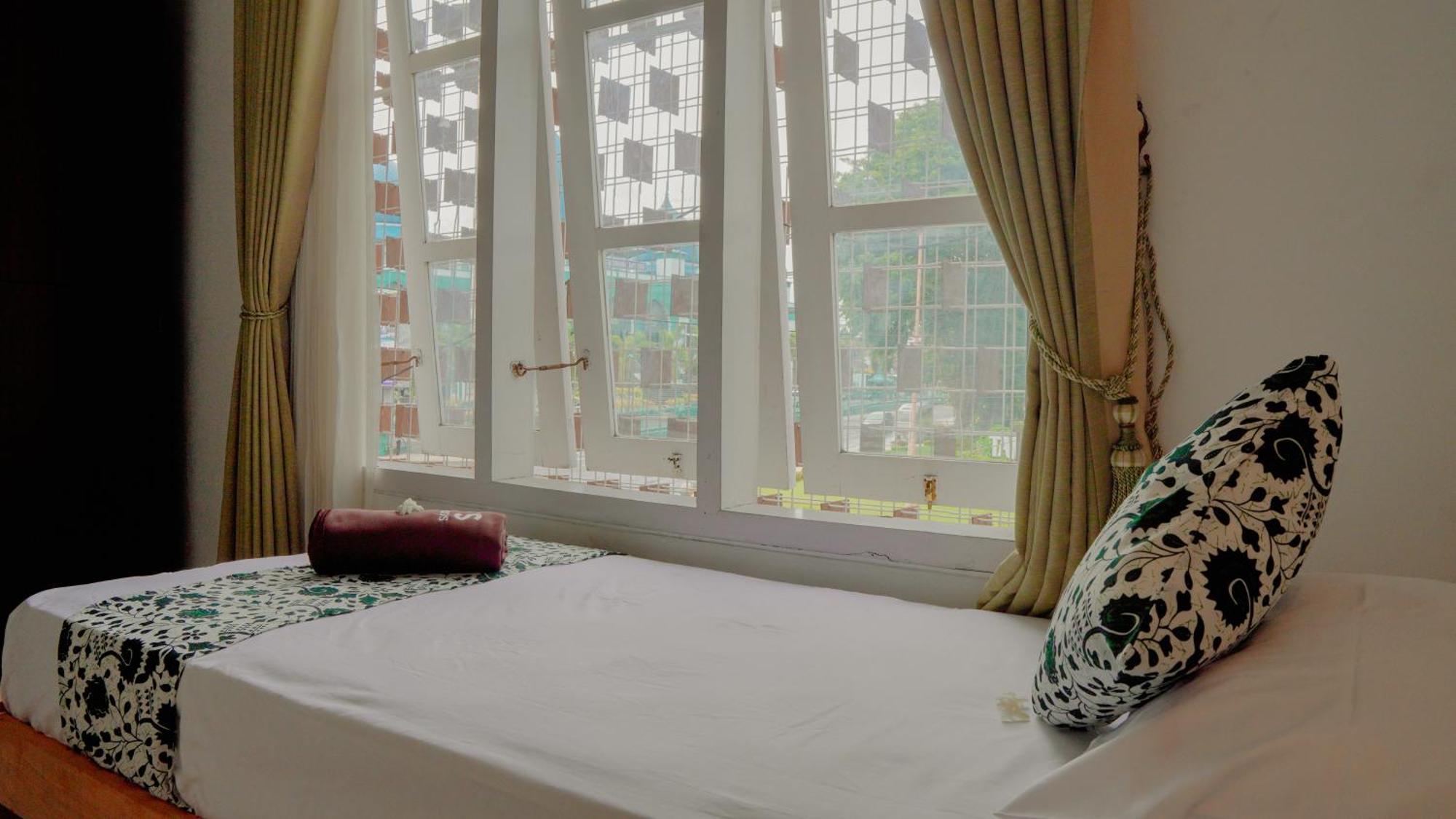 Dormitory Tourism Sritanjung Banyuwangi By Gajahsora Management Bagian luar foto
